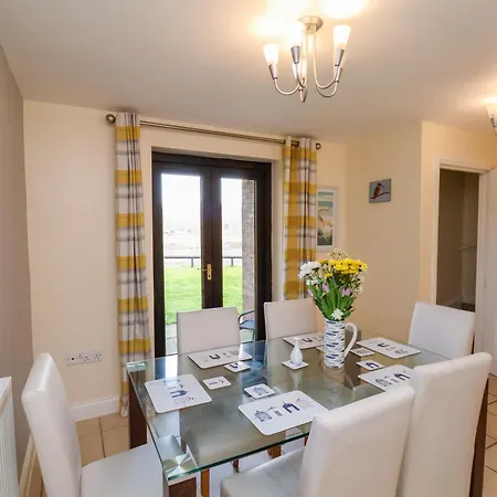 No 18 Riverside Walk Kingfisher