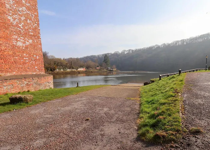 No 18 Riverside Walk Kingfisher