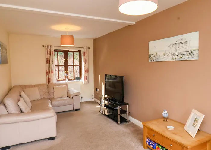 No 18 Riverside Walk Kingfisher *