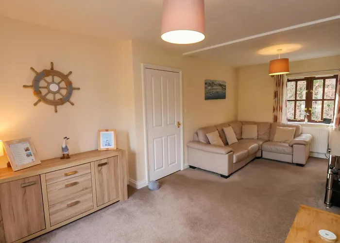 No 18 Riverside Walk Kingfisher Whitby