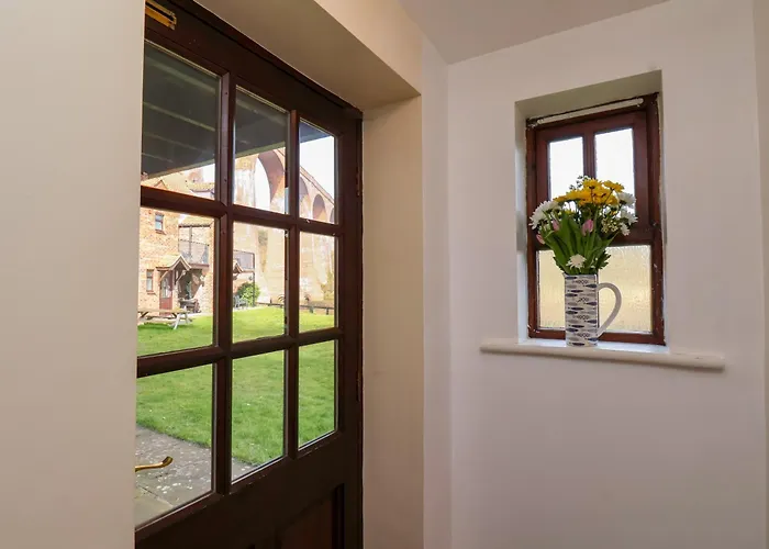 No 18 Riverside Walk Kingfisher * Whitby