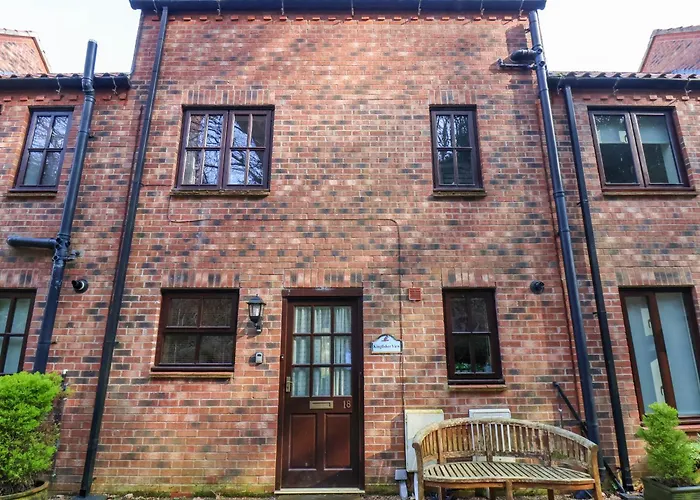 No 18 Riverside Walk Kingfisher Whitby