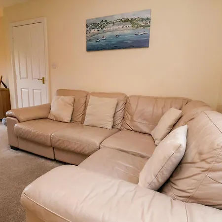 No 18 Riverside Walk Kingfisher Tatil Evi Whitby